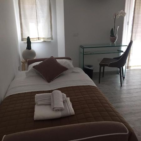 Sikule Bed & Breakfast Santa Teresa Di Riva Exterior foto