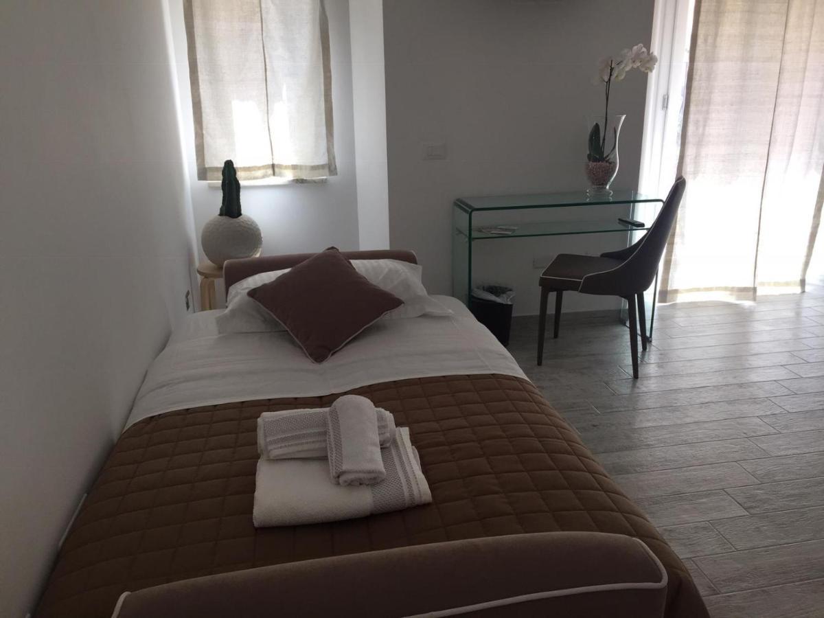 Sikule Bed & Breakfast Santa Teresa Di Riva Exterior foto